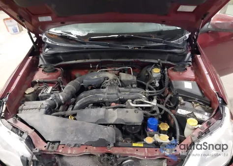 2011 Subaru Forester 2.5X Premium z USA, uszkodzony, nr VIN JF2SHADC0BH756252